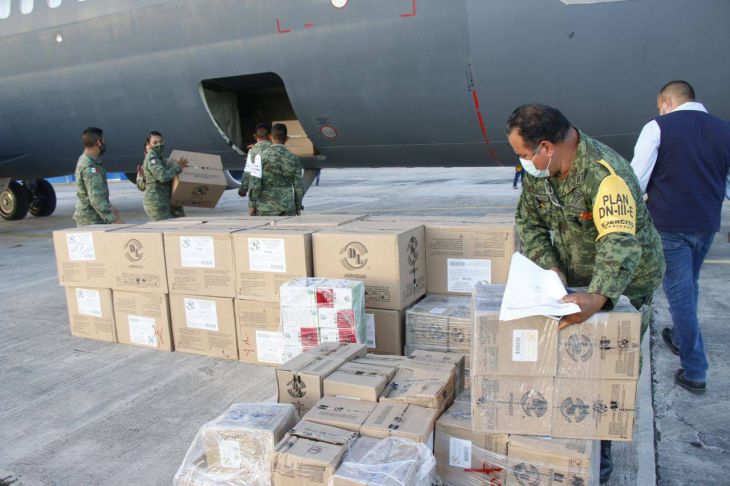 Arriban 31 mil 590 dosis de Pfizer para vacunar a mayores de 15 años en Yucatán